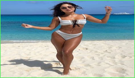 Vanessa Hudgens' Hottest Bikini Pics, Swimsuit Style